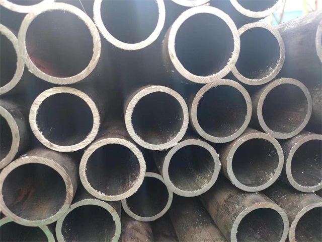 庆阳10#结构用无缝钢管